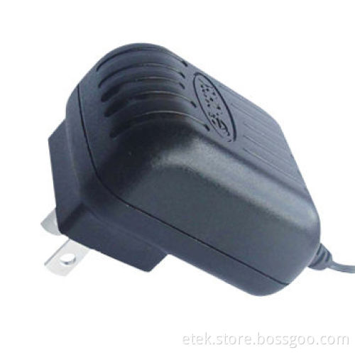 Switching Power Adapter with 90 to 264V AC Input and 2.8 to 24V Output Voltages Made in china